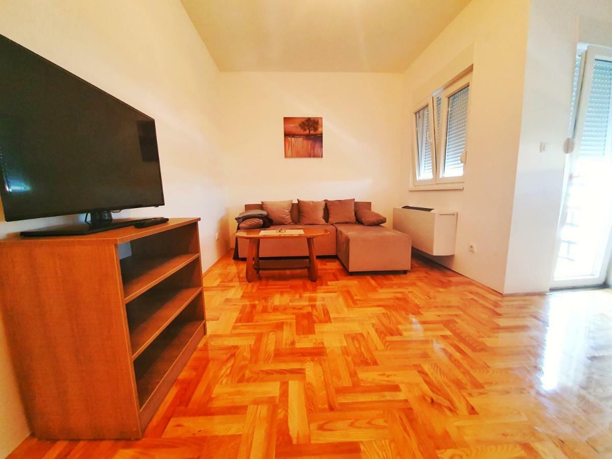 Apartman 44 Bijeljina Exterior photo