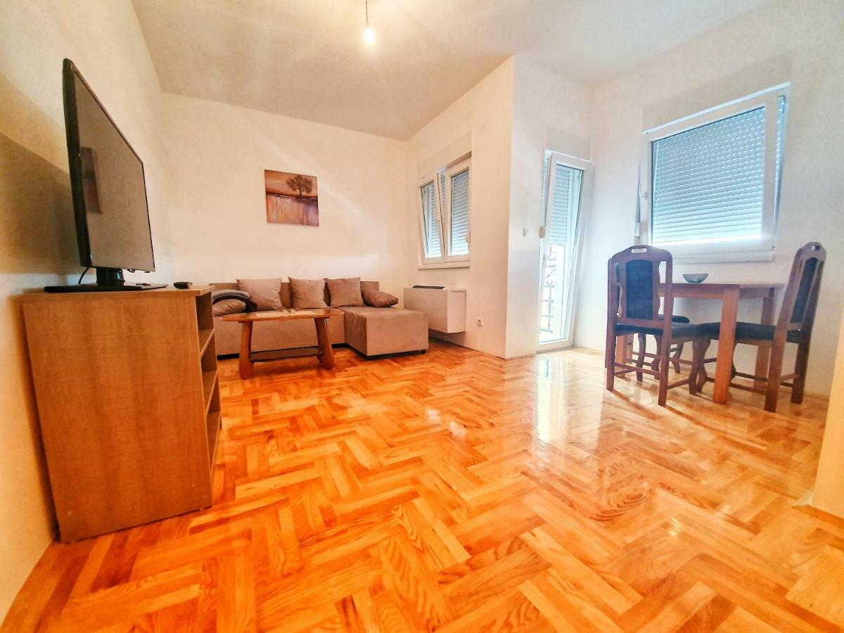 Apartman 44 Bijeljina Exterior photo